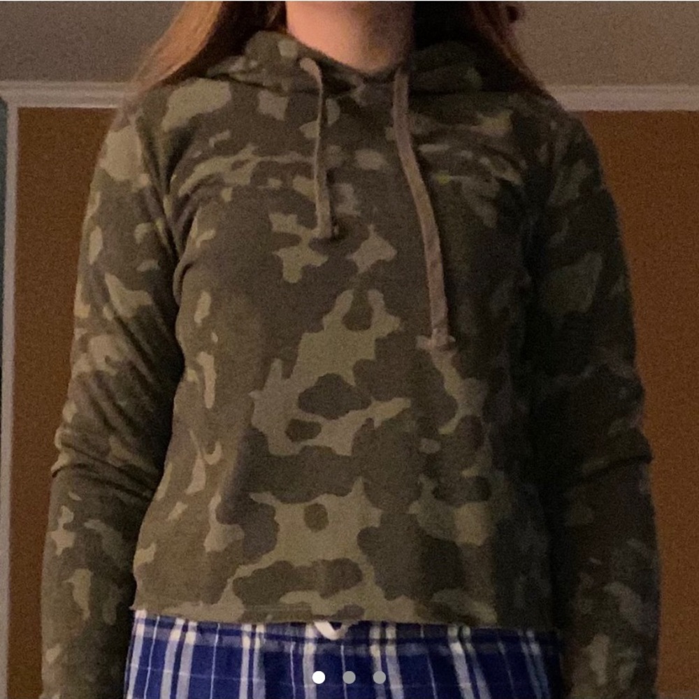 camo hoodie